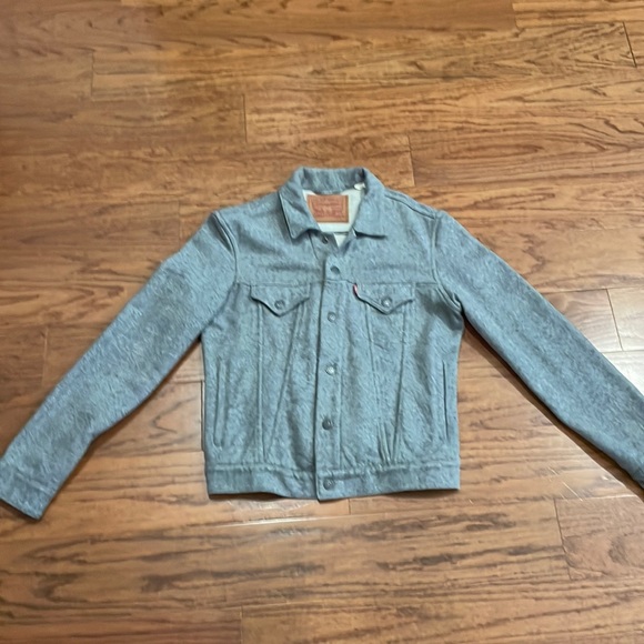 Levi’s heather grey trucker mens sz small